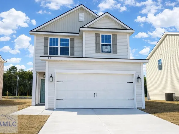 42 Juniper Dr, Hinesville, GA 31313