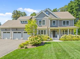 25 Flintlock Rd, Lexington, MA 02420