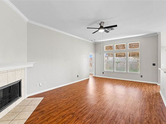 4th image of 6013 Sutherland Dr