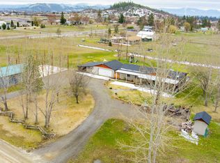 4015 Winnetka Rd, White City, OR 97503