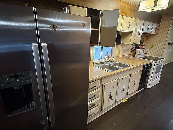 2nd image of 42 Bonisee Cir #42