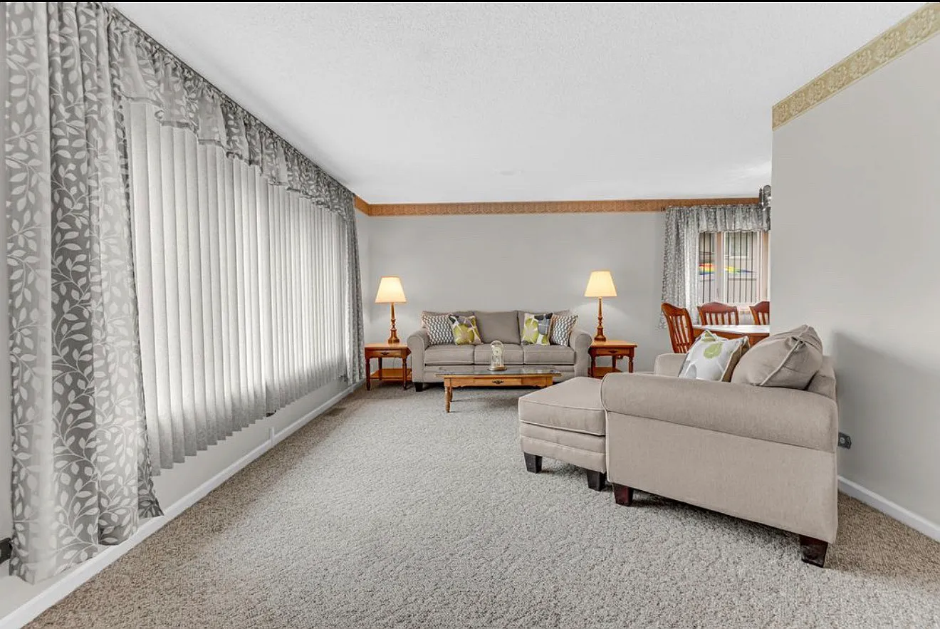 4 bed, 1590 sqft, $3,500 — Photo 1