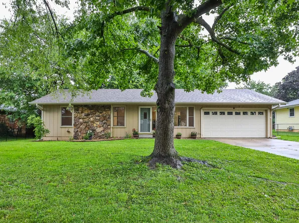 1537 S Lovers Lane Lane, Springfield, MO 65804