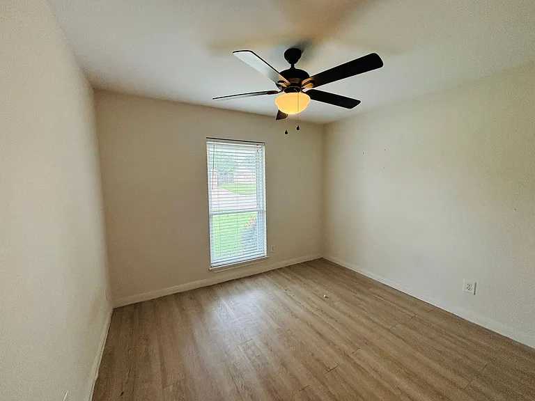 6420 Wakefield Rd — Photo 13