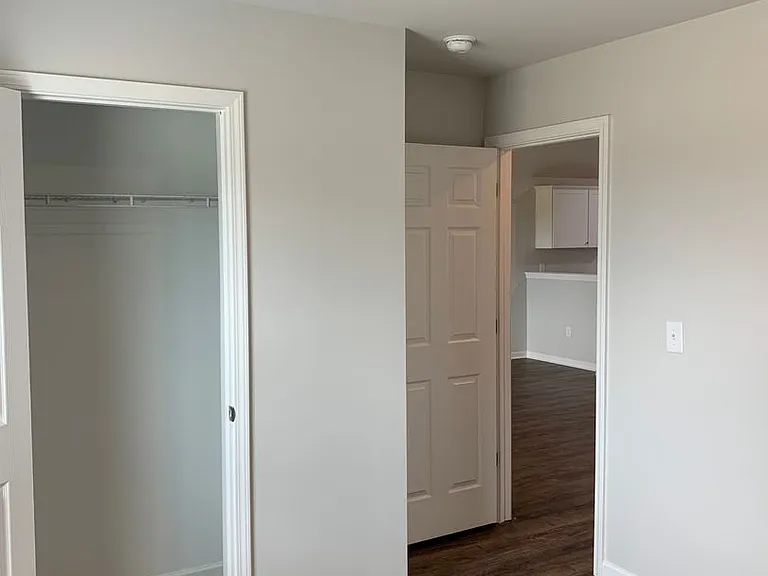 310 Tiffany Ln — Photo 6
