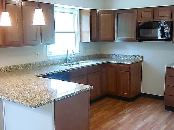 3rd image of 4814 Kilkerry Dr