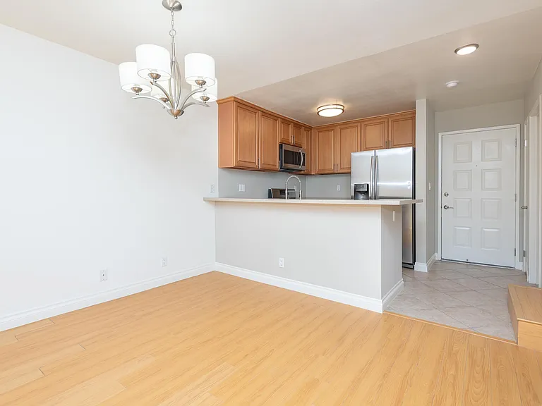 3650 Midvale Ave #108 — Photo 4