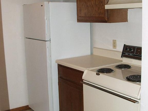3rd image of 3634 Wyoming St APT 2B