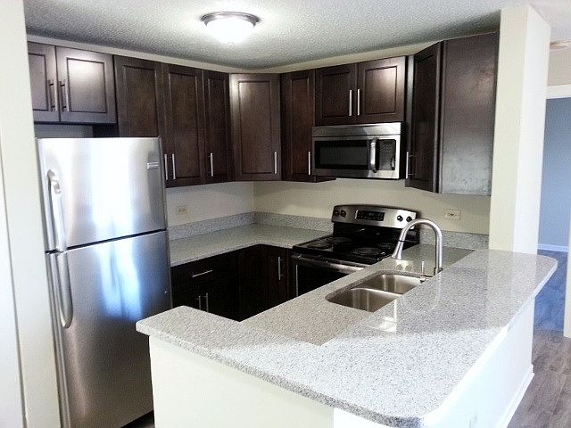 Brand New Kitchen! Expresso Cabinets