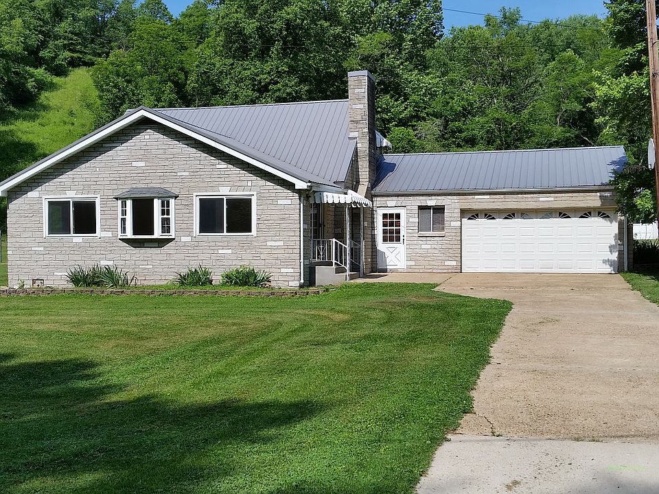 Front View 3931 Woodward Dr