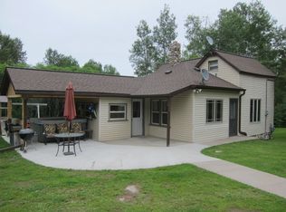 824 Spruce St, Crystal Falls, MI 49920