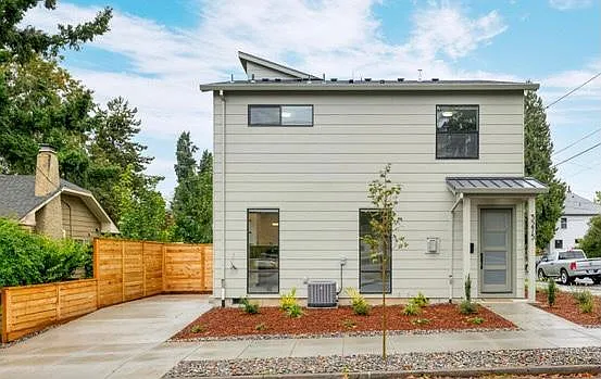 3275 SE Francis St — Photo 15