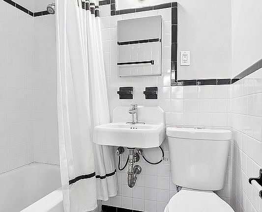 5th image of 181 Dekalb Ave APT B2