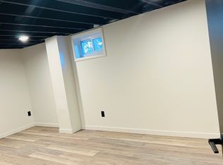 8905 Main St, Kansas City, MO 64114