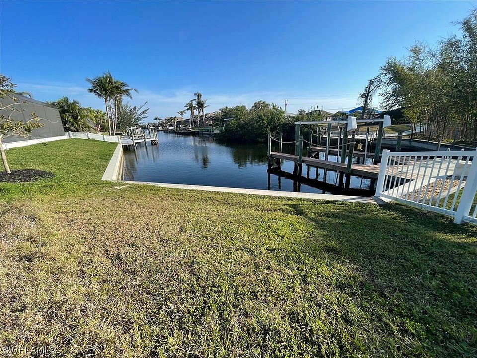 2nd image of 1935 Beach Pkwy W