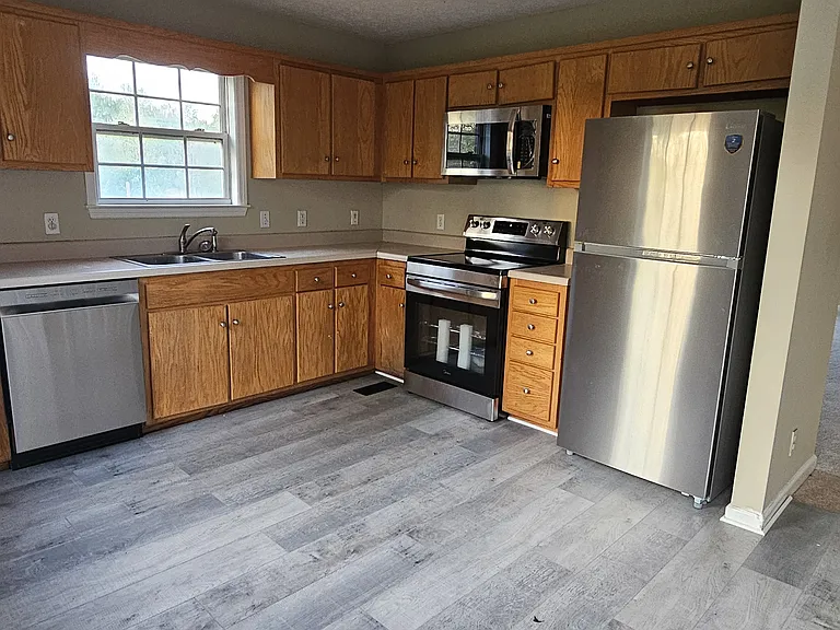 138 Fox Creek Ct — Photo 8