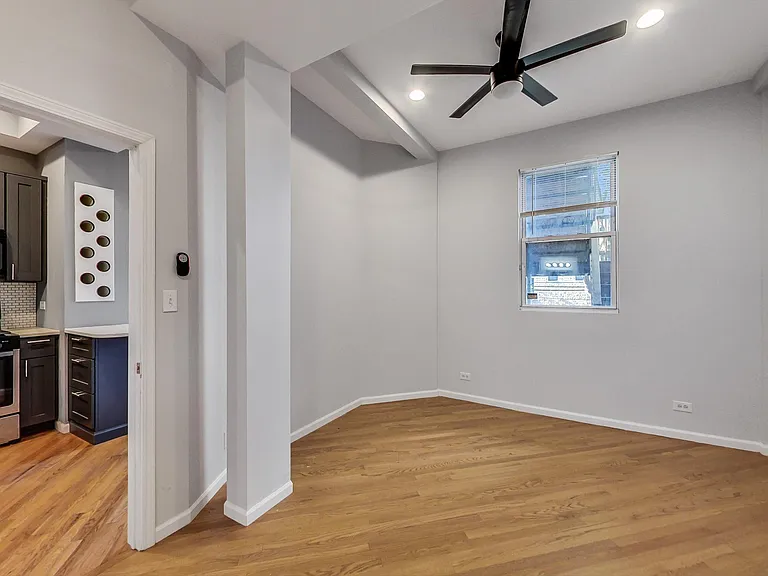 2141 W Crystal St #2 — Photo 12