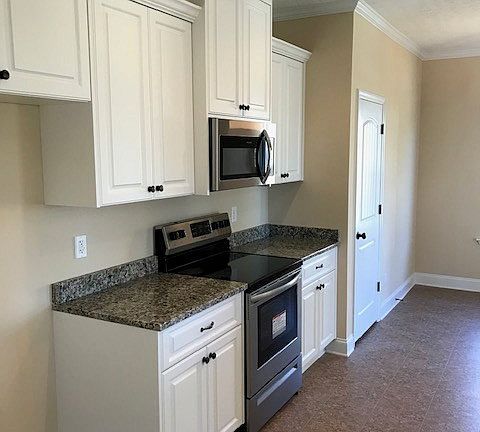 3rd image of 1506 Johnathon Place