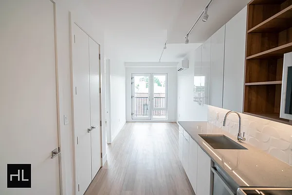 Rented by Highline Residential | media 43