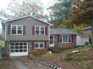 5971 Falcon Ln SW, Mableton, GA 30126