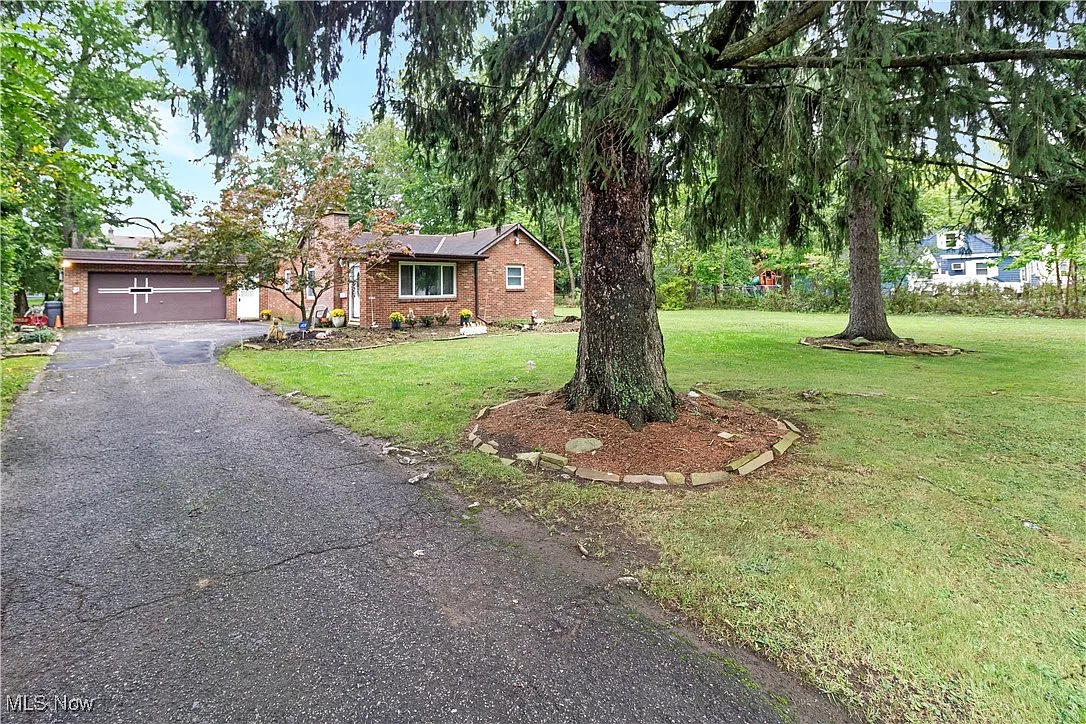 6845 Franke Rd photo 1