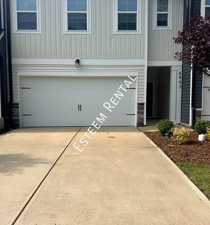 1st image of 6943 Doddridge Ln #1