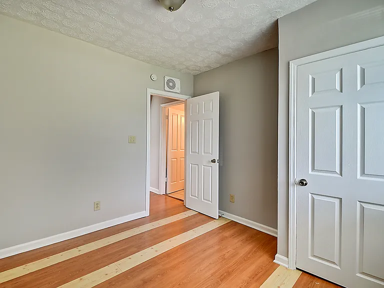1409 Union St #2 — Photo 16