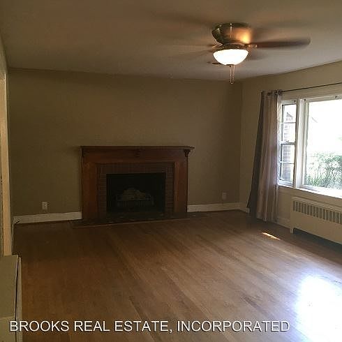 1st image of 15 Corbin Dr