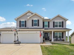 110 Riverfrost Ct, Saint Paul, MO 63366