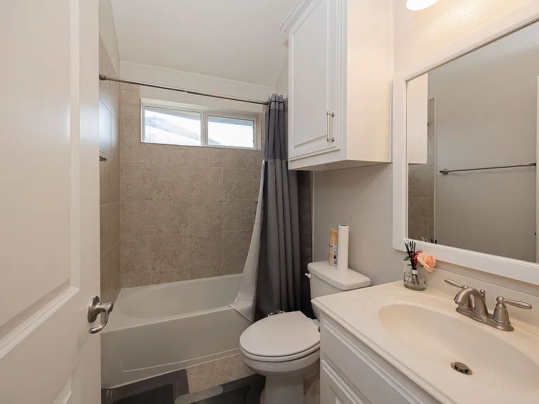 1352 Bentgrass Dr — Photo 34