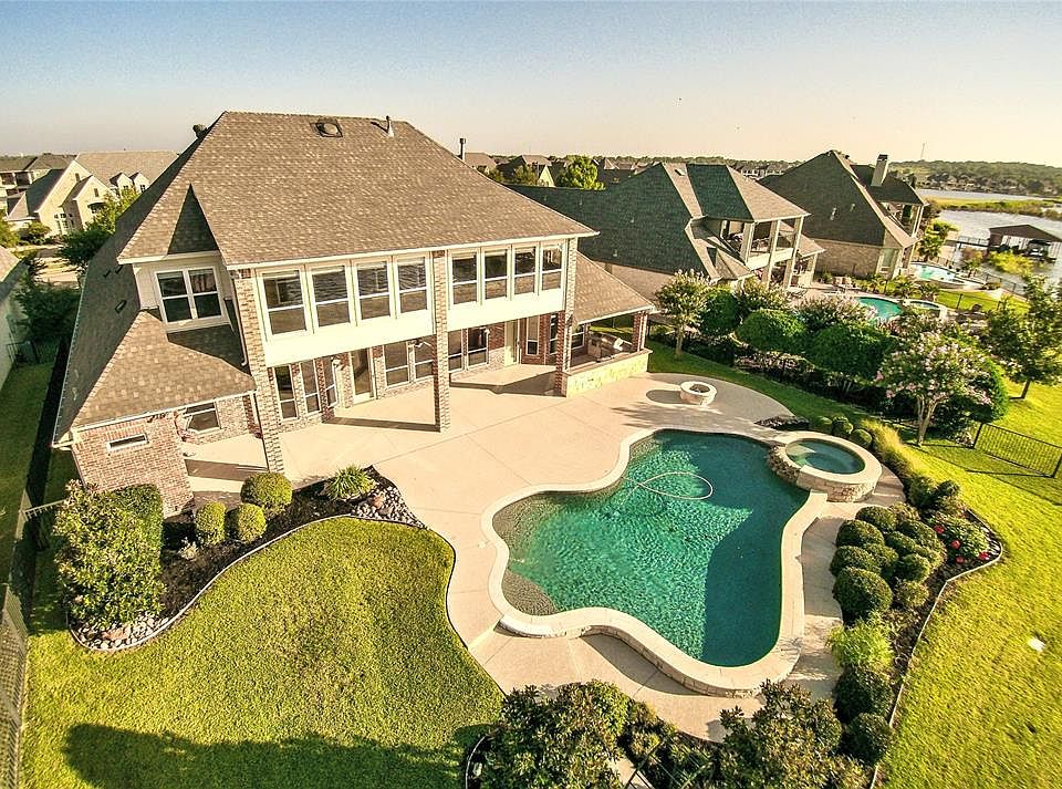 1st image of 2706 Harborside Dr