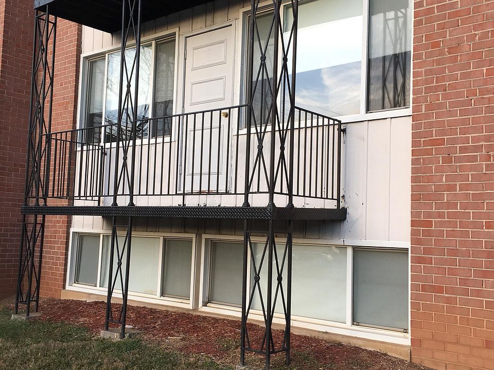 2nd image of 3901 Seven Mile Ln #1