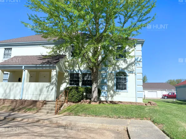 403 Shreveport Rd, Barksdale Afb, LA 71110