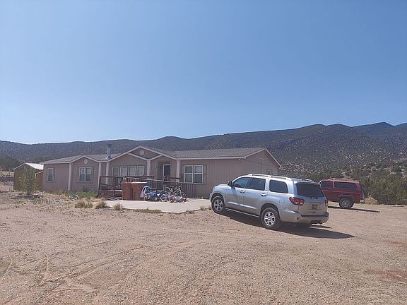 5th image of 10 Camino Corto Ln