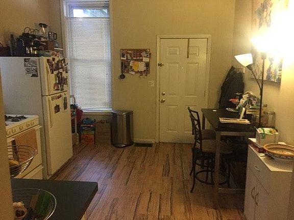 5th image of 1248 N Wolcott Ave #G