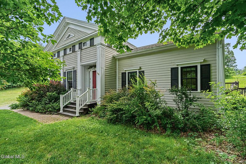 2nd image of 2481 Indian Fields Road