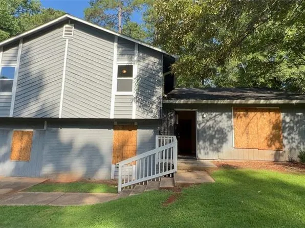 3766 Chimney Ridge Ct, Ellenwood, GA 30294