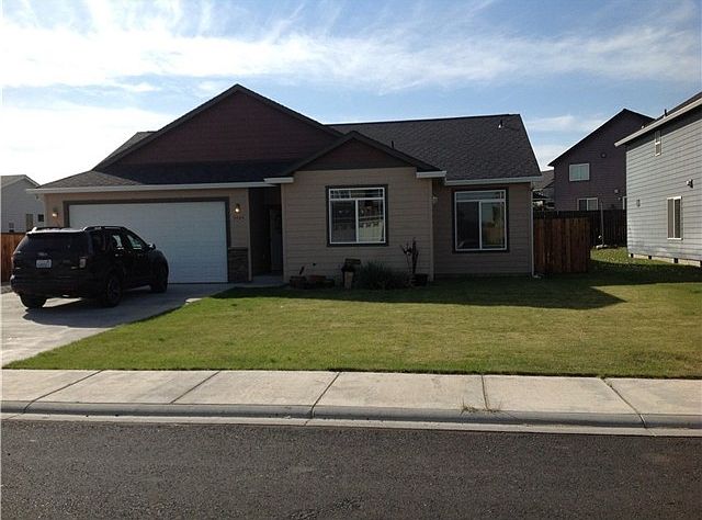 1st image of 3424 Glenmoor Dr
