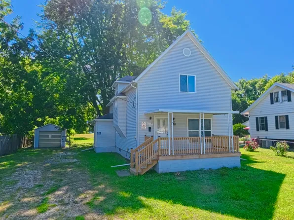 649 Indiana Ave, Galesburg, IL 61401
