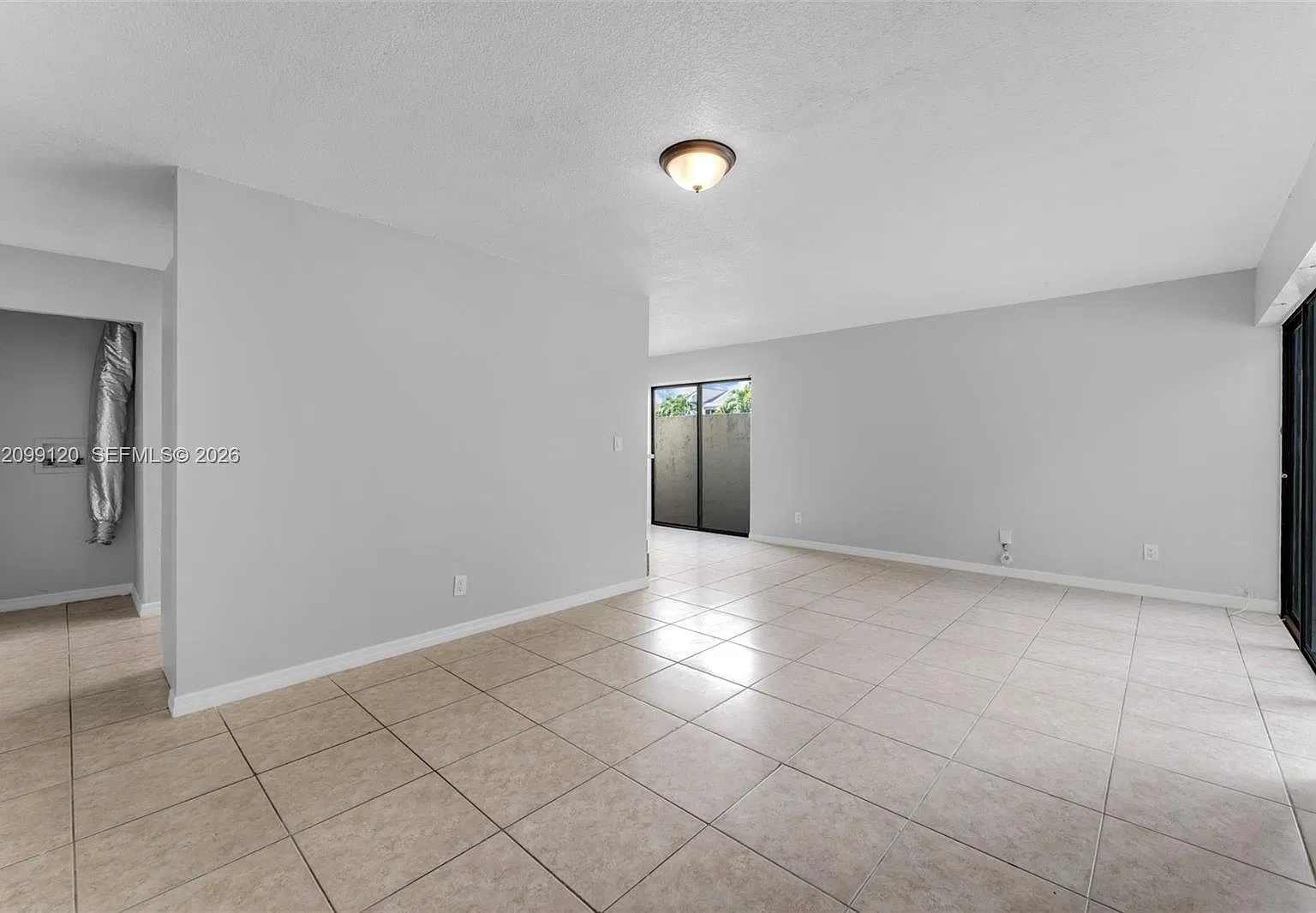 Pinebrooke Condo Z — Photo 4