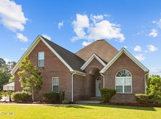 1314 Fox Hollow Dr, Ayden, NC 28513