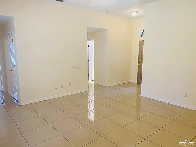 3809 San Gerardo — Photo 4