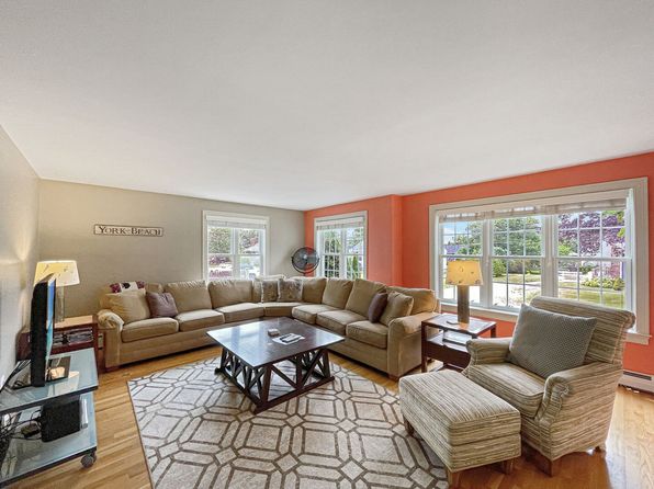 6 Iris Ave #ID1248575P