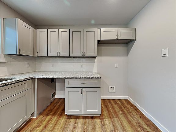 4th image of 1017 N Lane St Unit A
