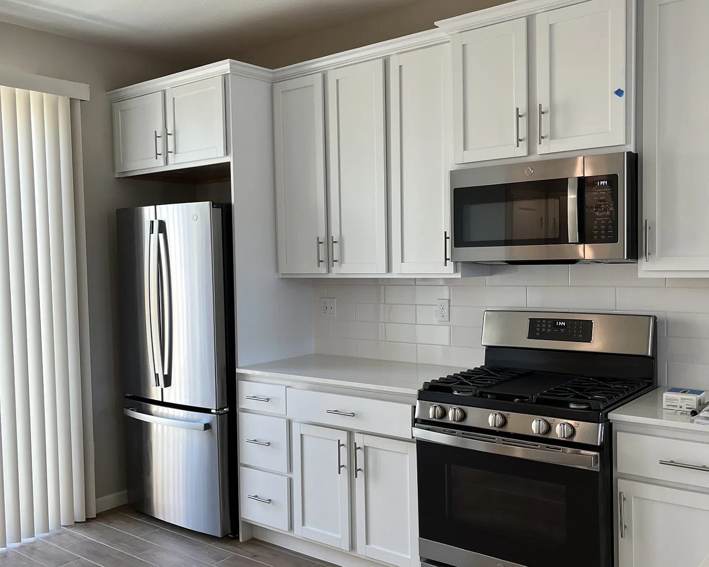 3 bed, 2.5 bath, 1227 sqft, $2,300 — Photo 4