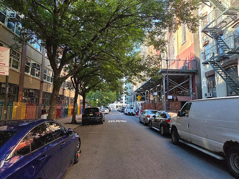 168 Norfolk St #14 — Photo 3