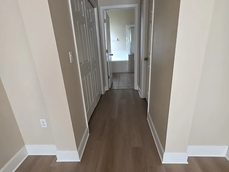 5701 Brackenwood Dr — Photo 20