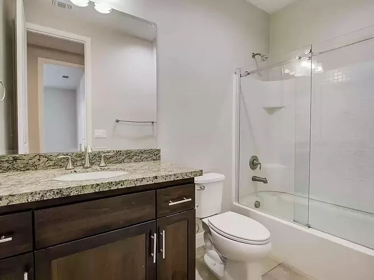 573 Addison Ct — Photo 12