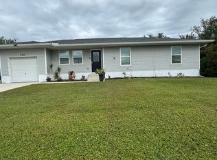 556 Fenton Ave NW, Port Charlotte, FL 33952