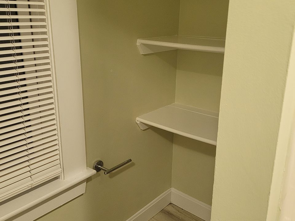 Bathroom storage